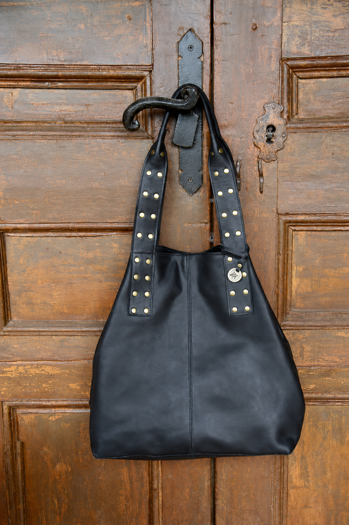 Cartera Alma Cuero Negro
