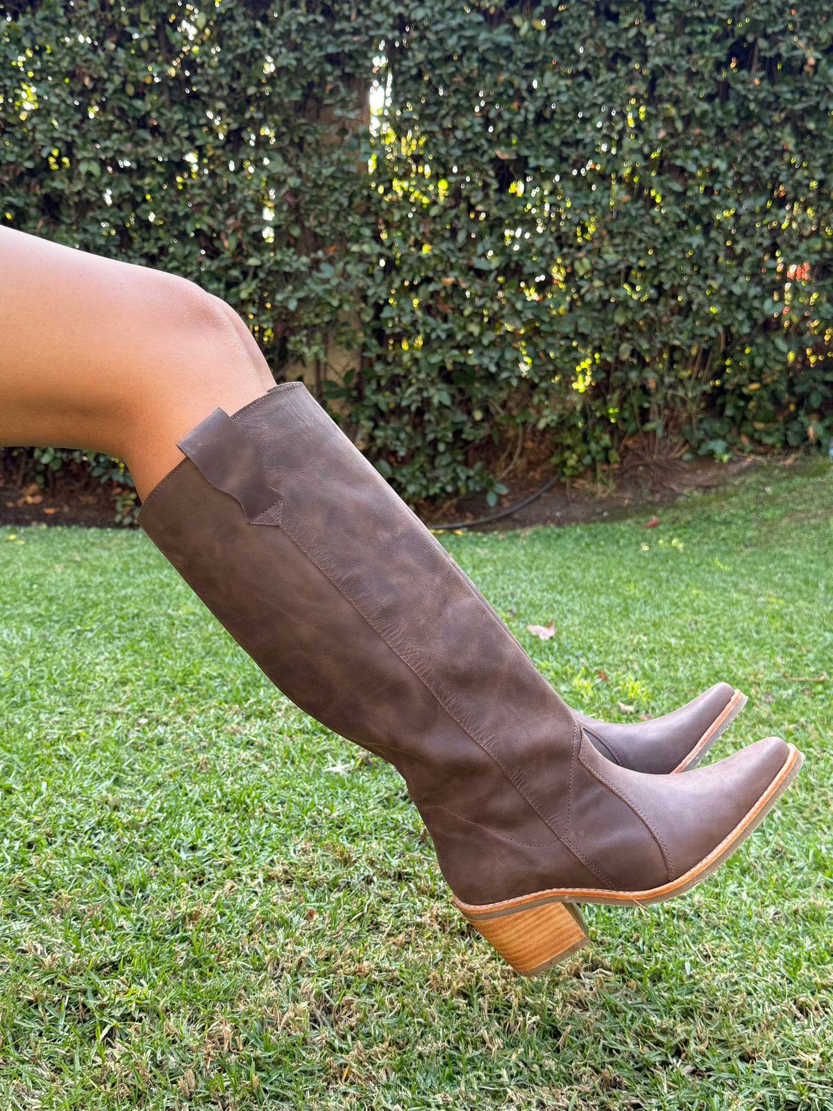 Bota Antonia Cuero Chocolate